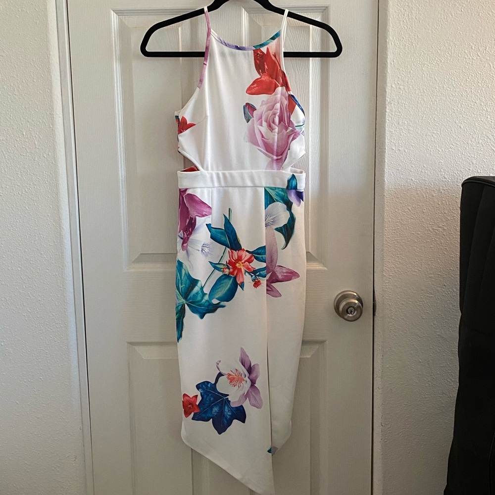 LF RUMOR BOUTIQUE FLORAL DRESS